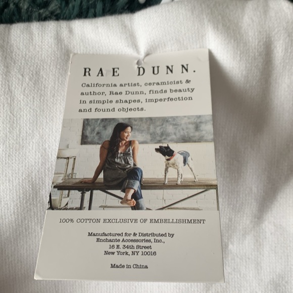 ❤️Rae Dunn kitchen towels❤️ - Picture 5 of 6